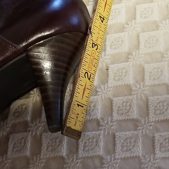 Classic NINE WEST "Bootie" - Picture 5 of 9